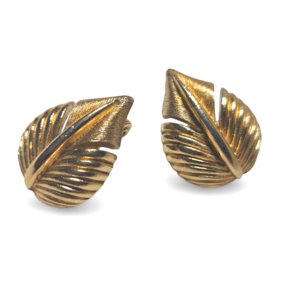 Monet Vintage Clipon Goldtone Leaf Earrings
